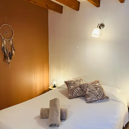 Maison De Rare Vu Chateau דירה קאין